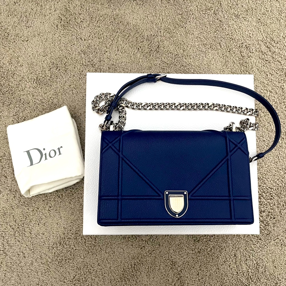 🔥Almost New Condition - Blue Diorama Crossbody bag🔥